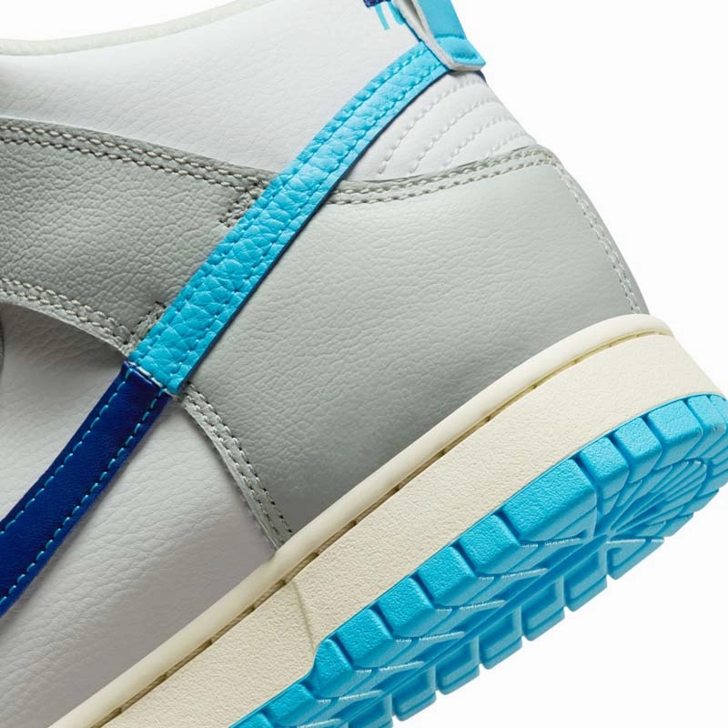 Ladies Basketball Shoes Dunk High Retro Hi SE 'Split Baltic Blue'