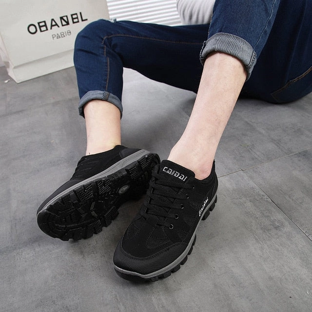 Men's Breathable Work Shoes 2018 Summer Autumn Non-slip Wear-resistant Travel Shoes Outdoor Male Shoes Fishing Sneakers for Men Climb X Rock Climbing Shoes