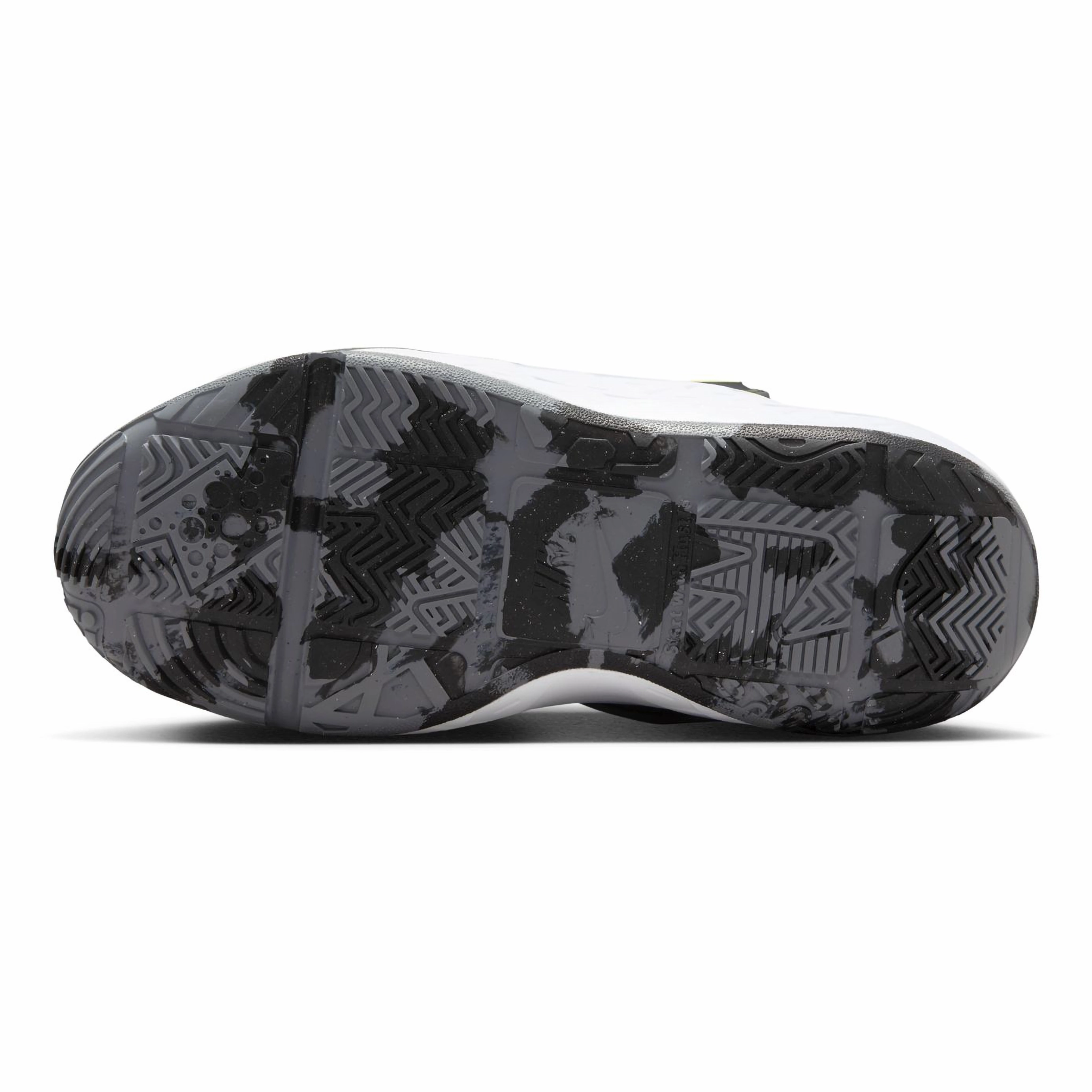 Nike Team Hustle D 12 PS Kids Basketball Shoes Best Basketball Shoes 2014