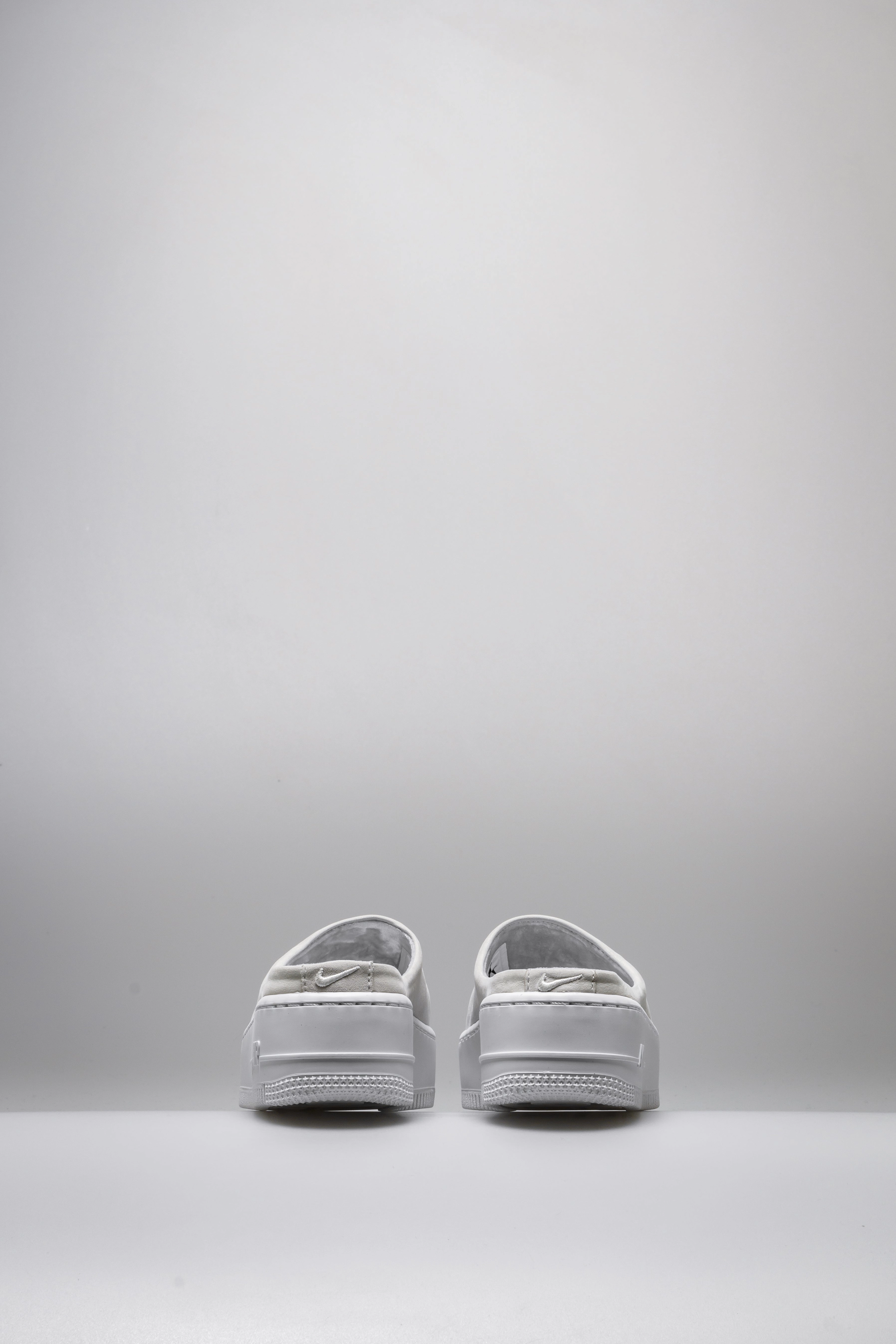 Devin Booker New Basketball Shoes Air Force 1 Lover Xx Reimagined Collection Womens Shoe - White/Silver