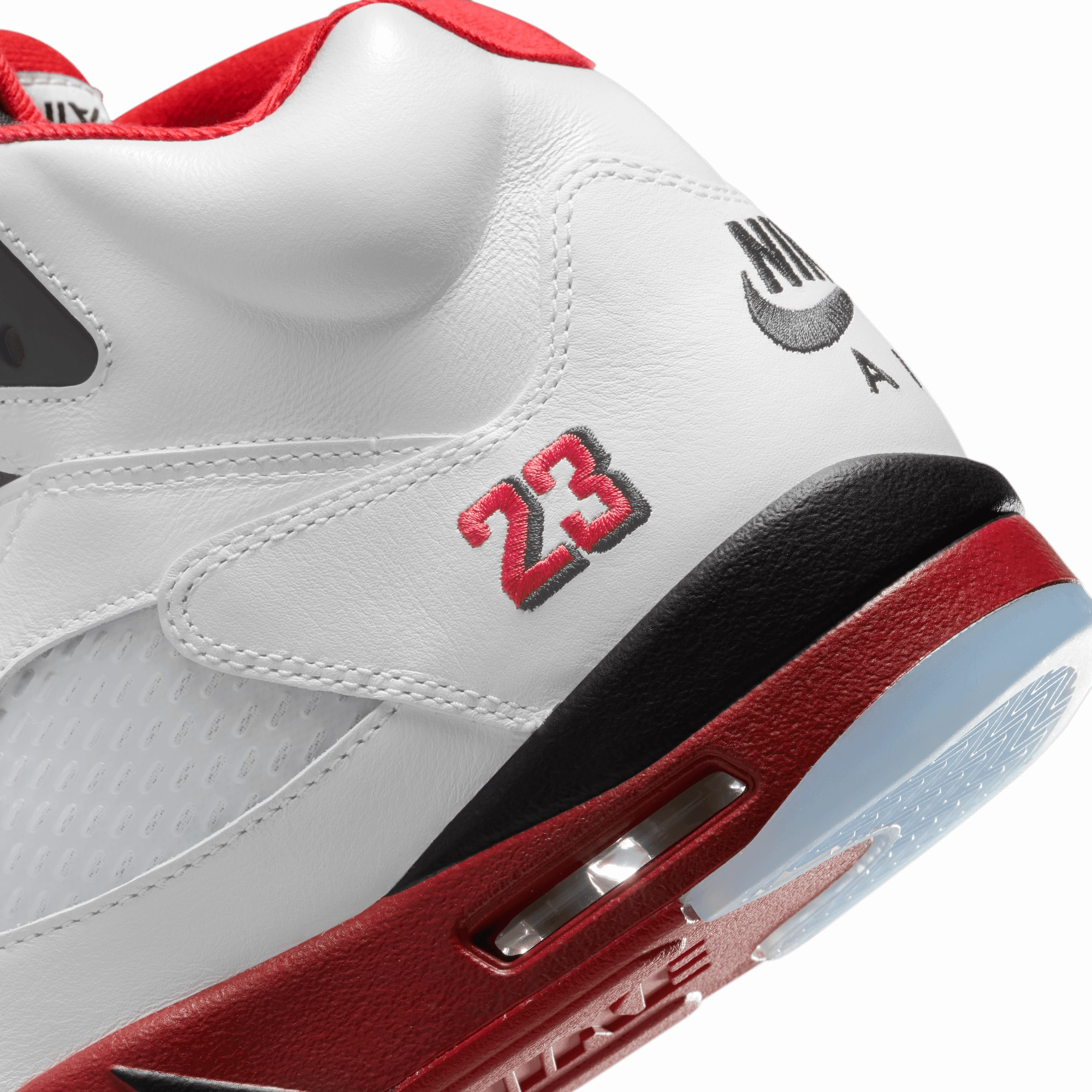 Cool Mismatched Basketball Shoes Air Jordan 5 Retro OG 'Fire Red Black Tongue'
