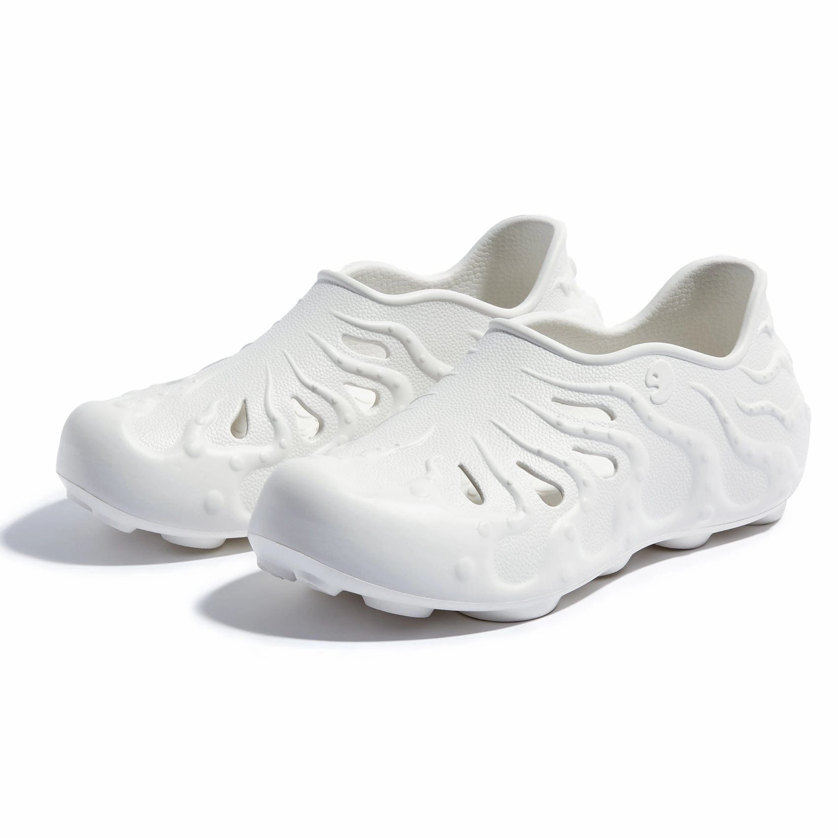 Bright-Moon White Octopus II Women Closed Toe And Heel Sandals