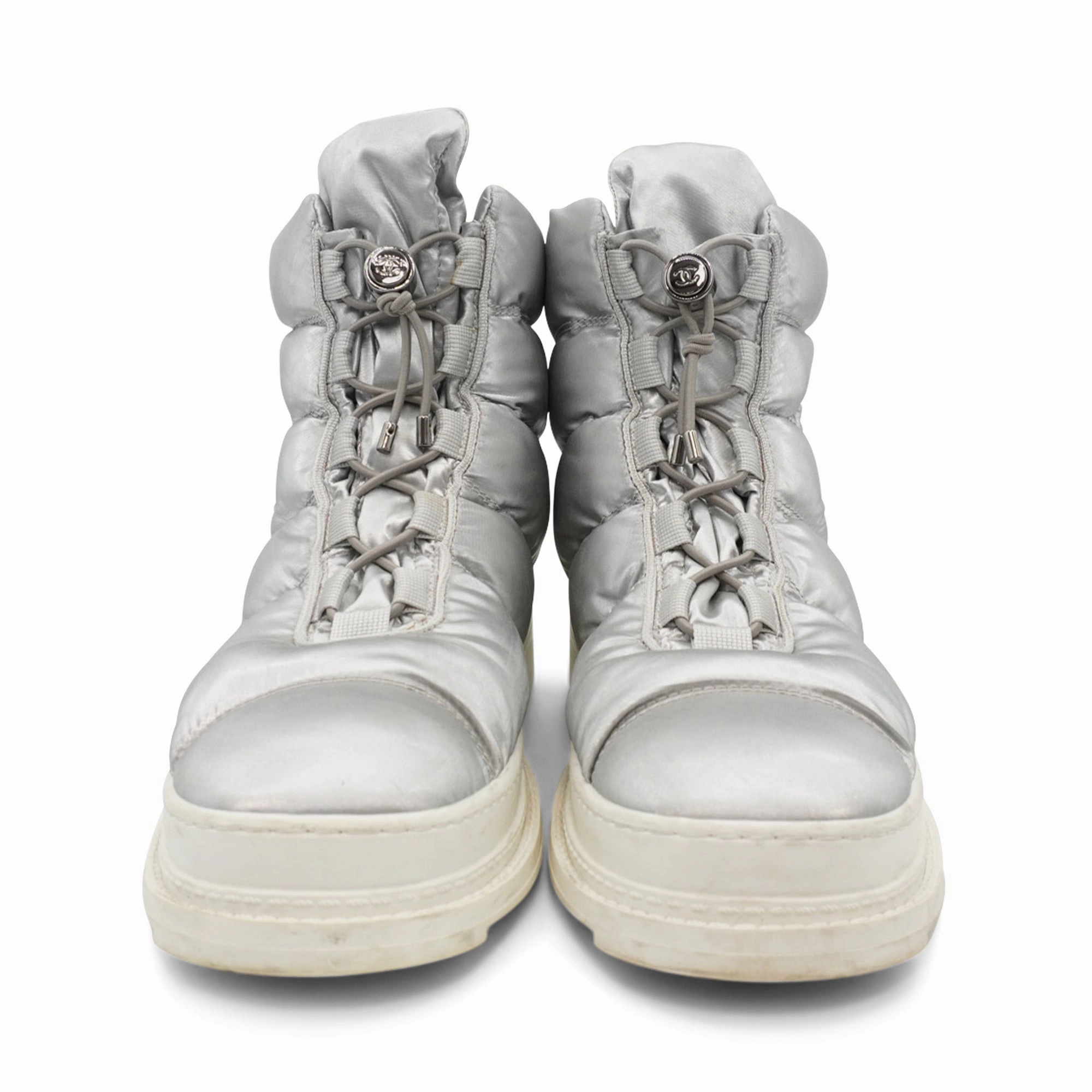 Chanel 'Ice Walking' Snow Boots - Women's 38 Hunter Original Roll Top Snow Boot