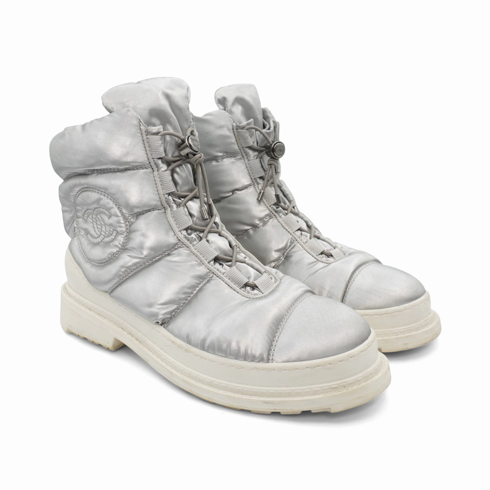 Columbia Minx Shorty Iv Snow Boot Chanel 'Ice Walking' Snow Boots - Women's 38