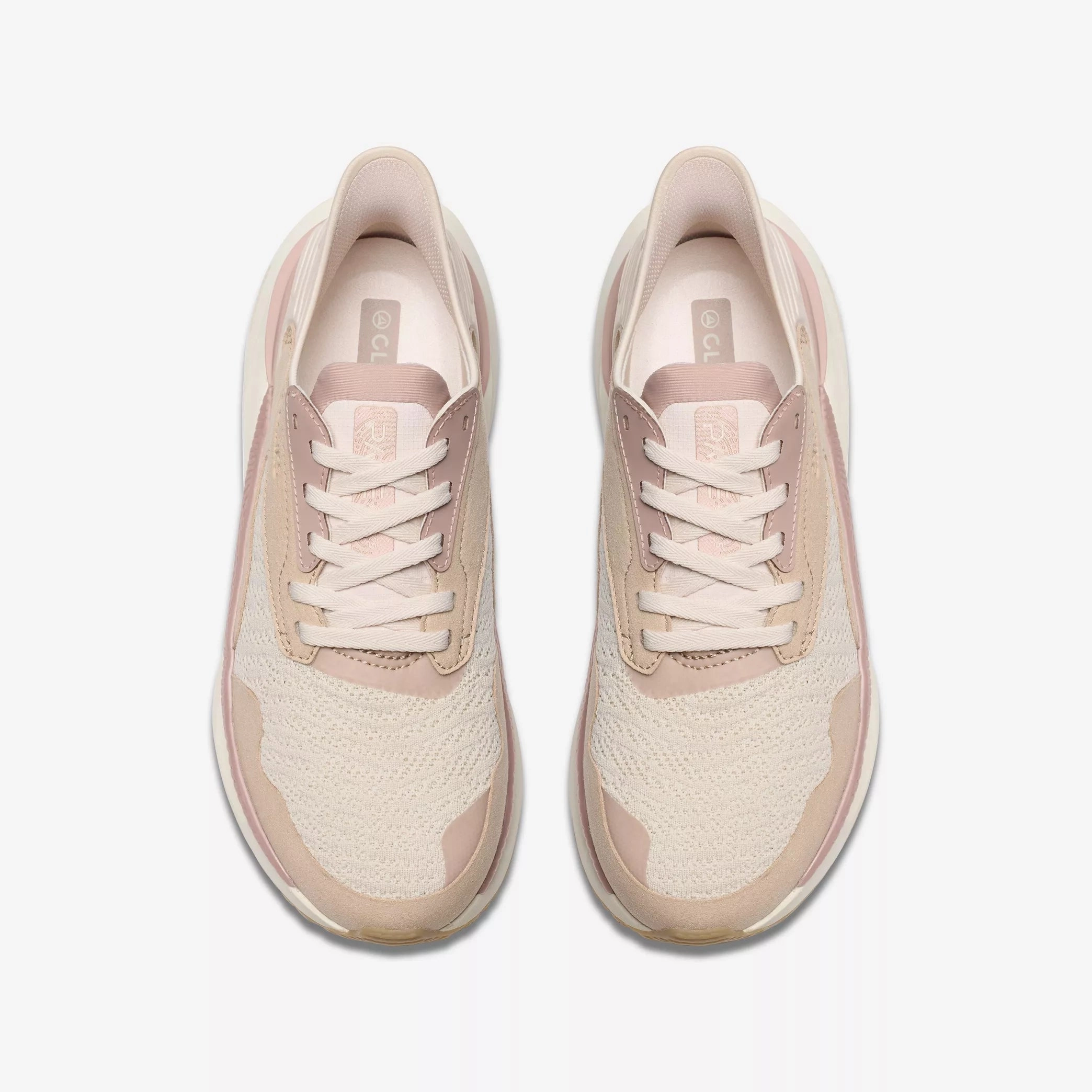 Platform Walking Clarks Pace Women