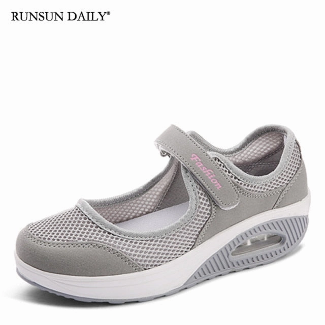 Women's Walking Shoes Lightweight Mesh Breathable Fashion Casual Shoes Air Cushion Flat Shoes Nike In Season Tr 6 Cross Training Shoes