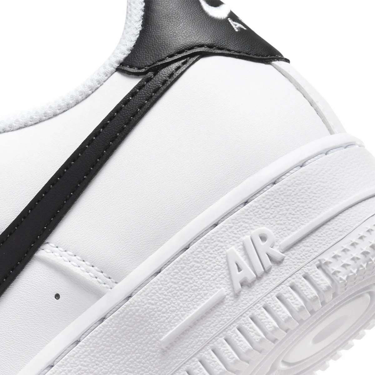 Best $100 Basketball Shoes Kids Air Force 1 'White Black'