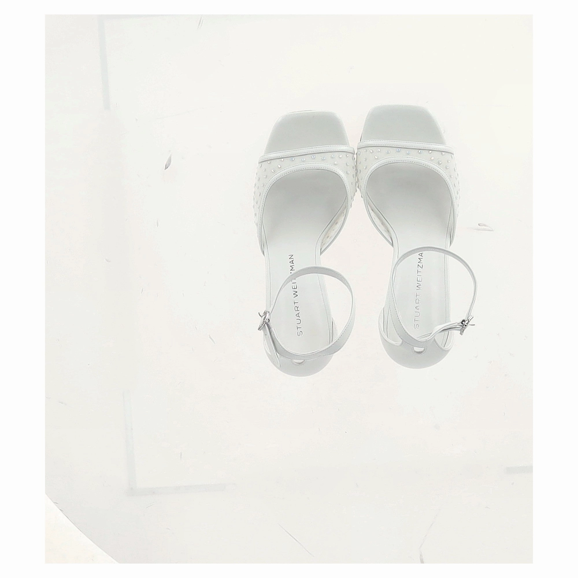 Stuart Weitzman Nearlybare Portia Sandals in White Leather Sandals Size 15