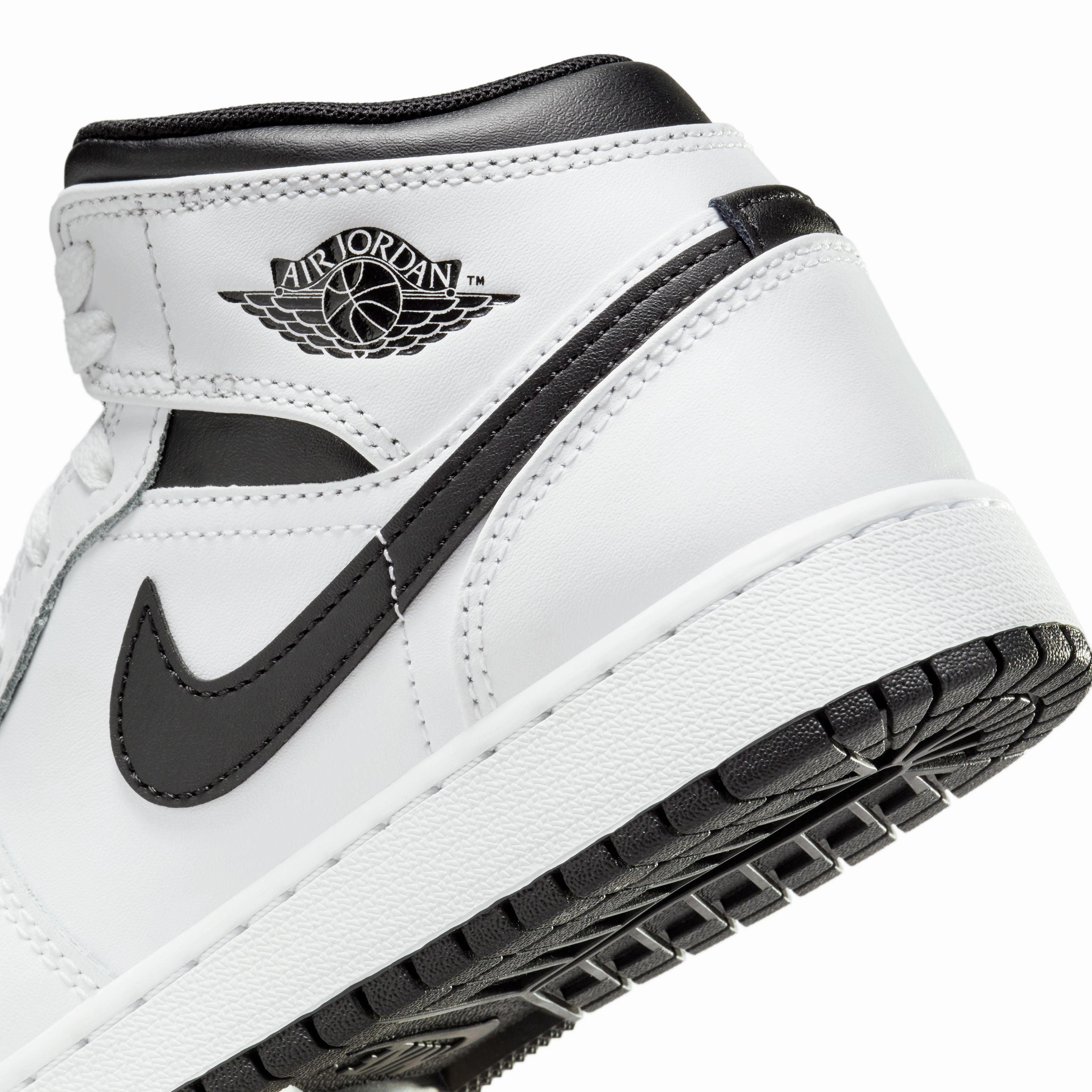 Wow Basketball Shoes Kids Air Jordan 1 Mid 'White'