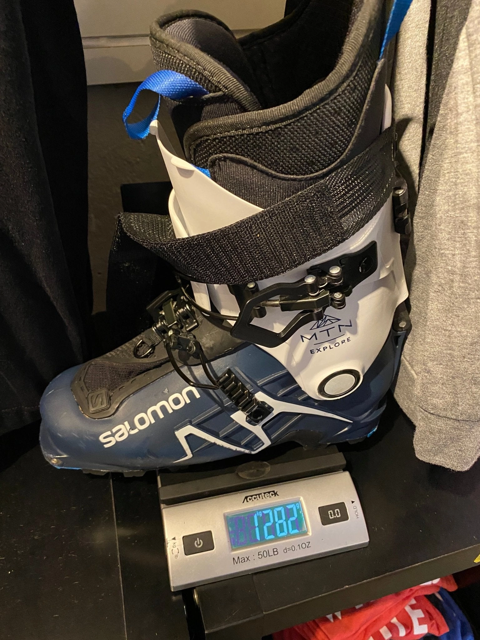 Salomon MTN Explore 25/25.5 Ski Boot Demo Fleet #41 Cal Ranch Snow Boots