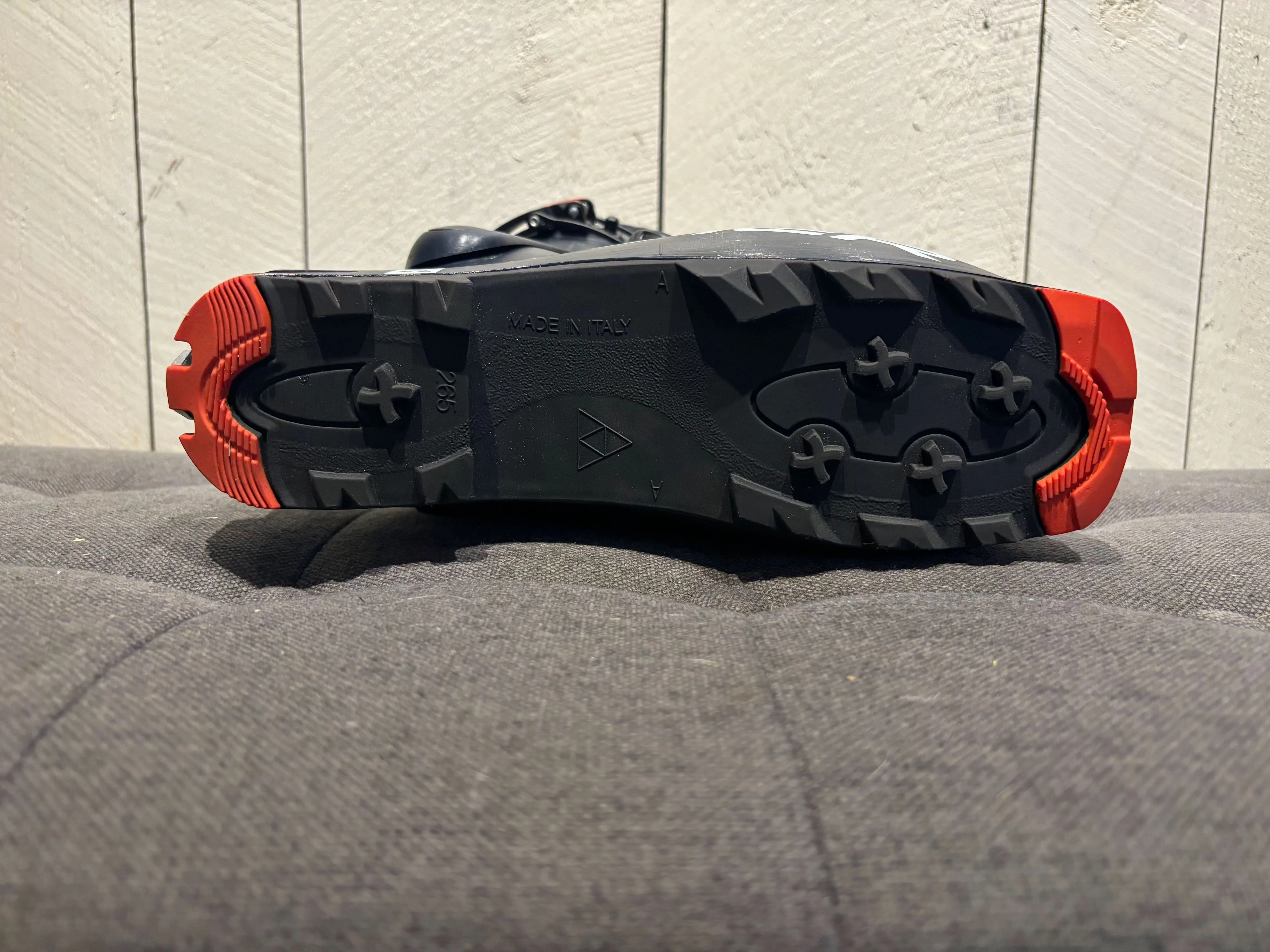 Fischer Travers TS Size 26.5 Upgraded Liner Snow Boots 9c