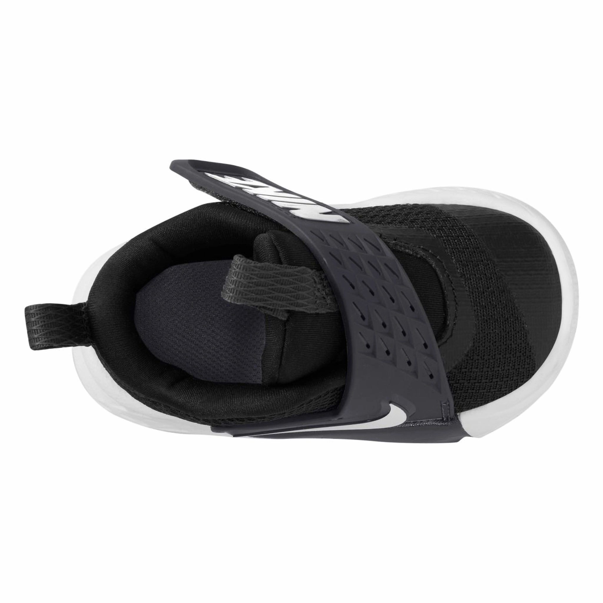 Nike Team Hustle D 12 Toddler Basketball Shoes Basketball Shoes Uk