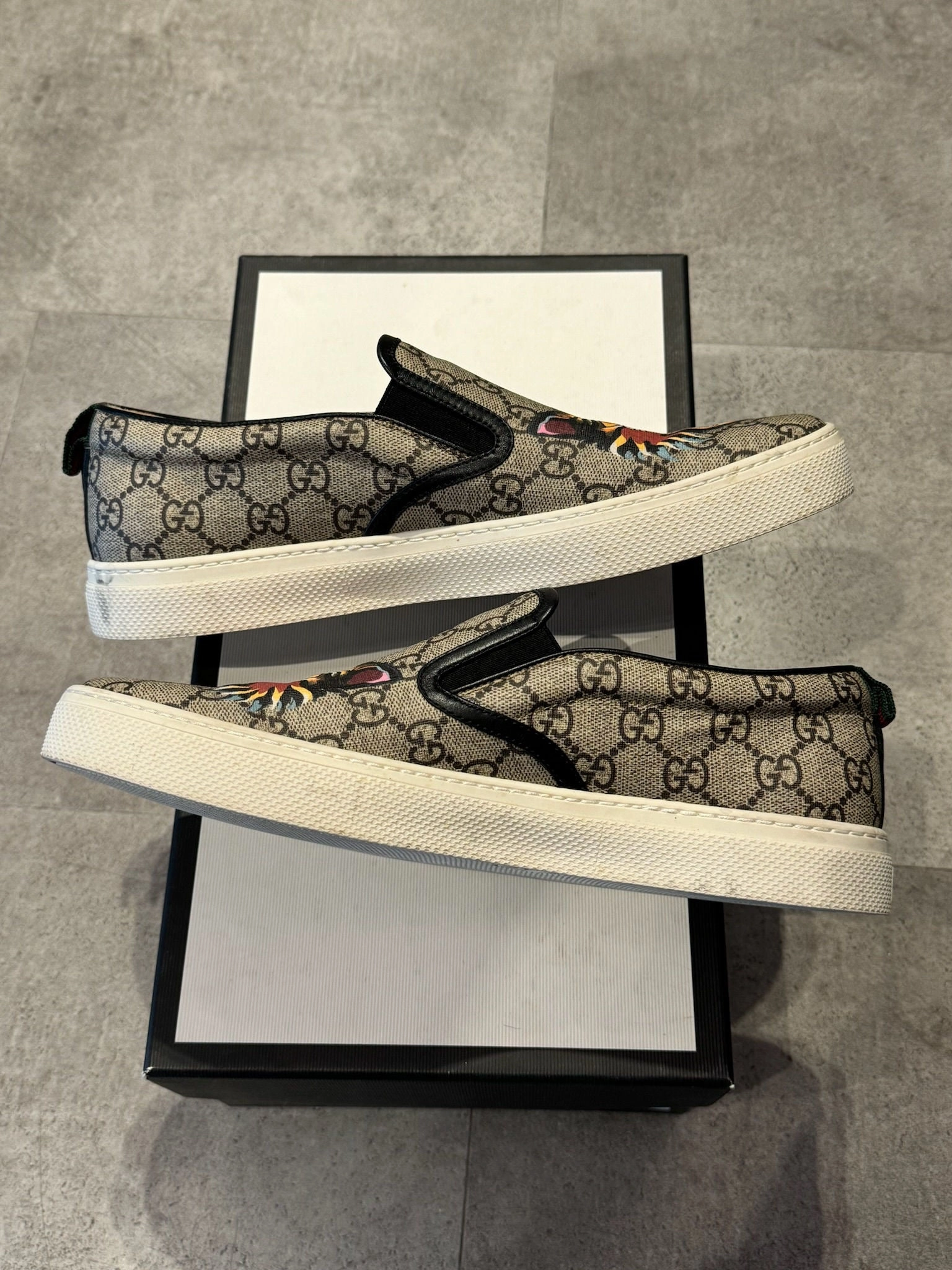Leopard Print Sneakers Gucci GG Supreme Angry Cat Slip-On (Preowned Size G8/US9) - Pre-Owned
