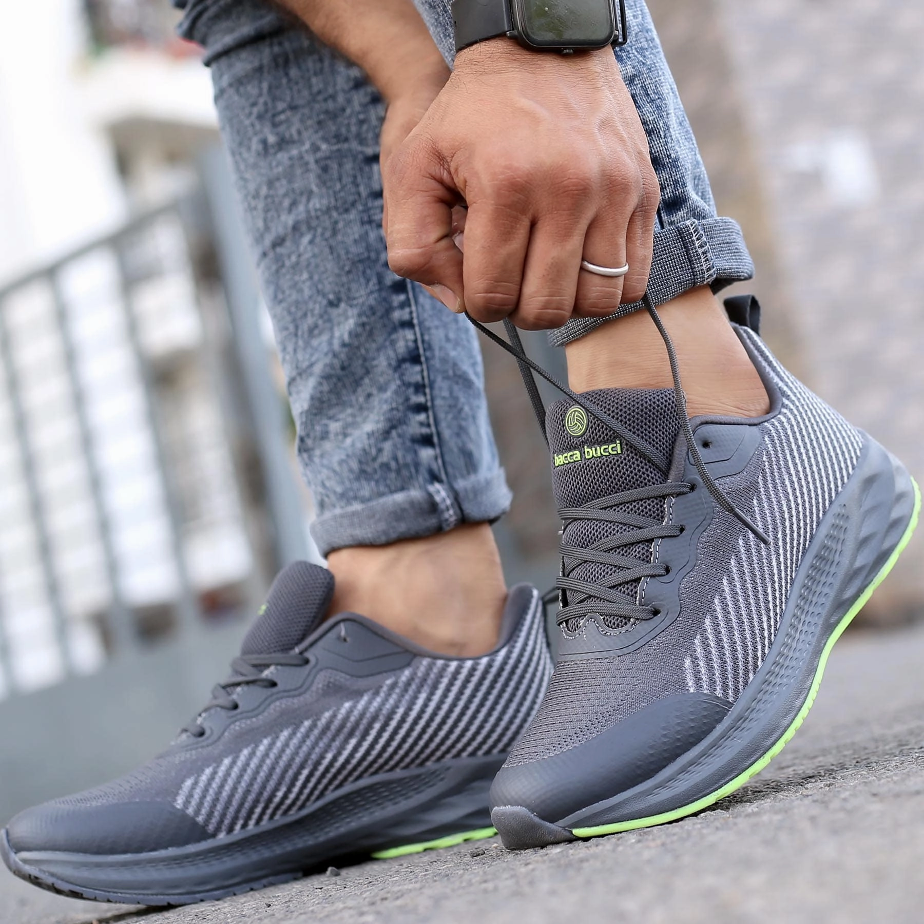 Bacca Bucci Essential Moon Walk