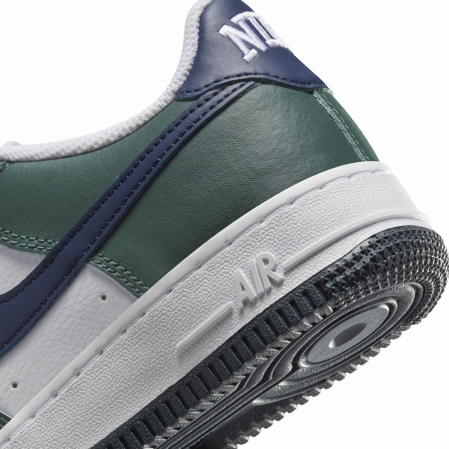 Basketball Shoes Good For Walking Kids Air Force 1 'Vintage Green'