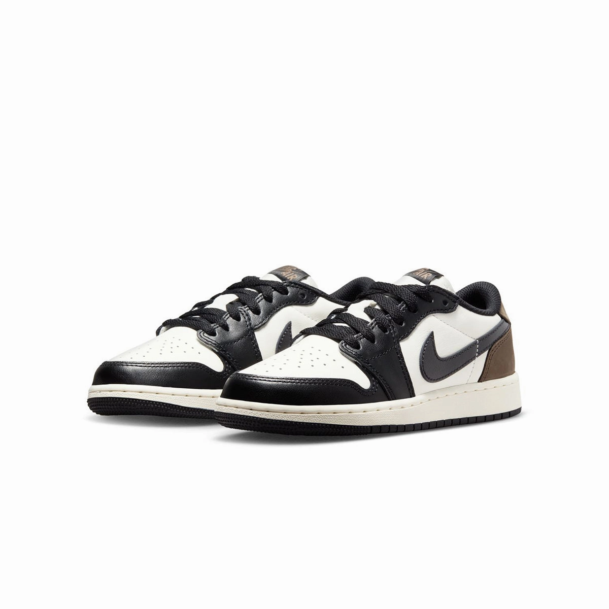 Shop New Basketball Shoes Kids Air Jordan 1 Low OG 'Mocha'