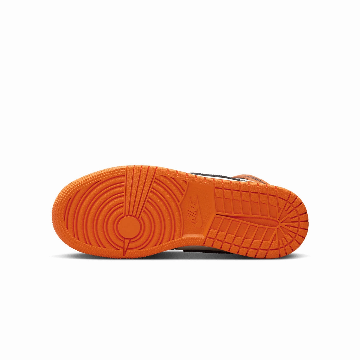 Max Aura Basketball Shoes Kids Air Jordan 1 Retro 'Shattered Backboard'