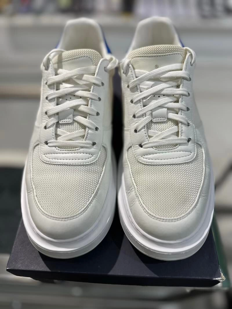 Louis Vuitton Beverly Hills White Blue - Pre-Owned Size 8.5 Vulcanized Sneakers