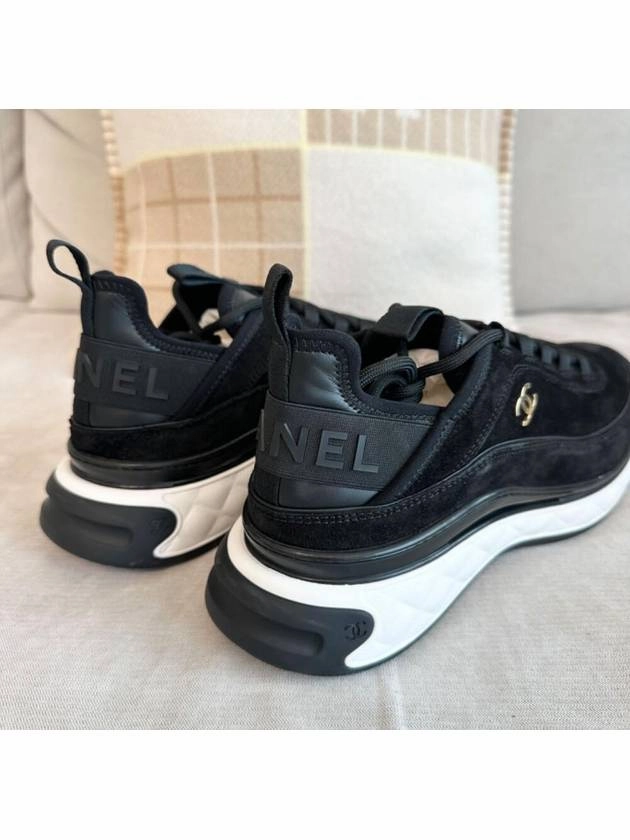 Sneakers Like Sambas Mixed Fiber Suede Low Top Sneakers Black Chanel