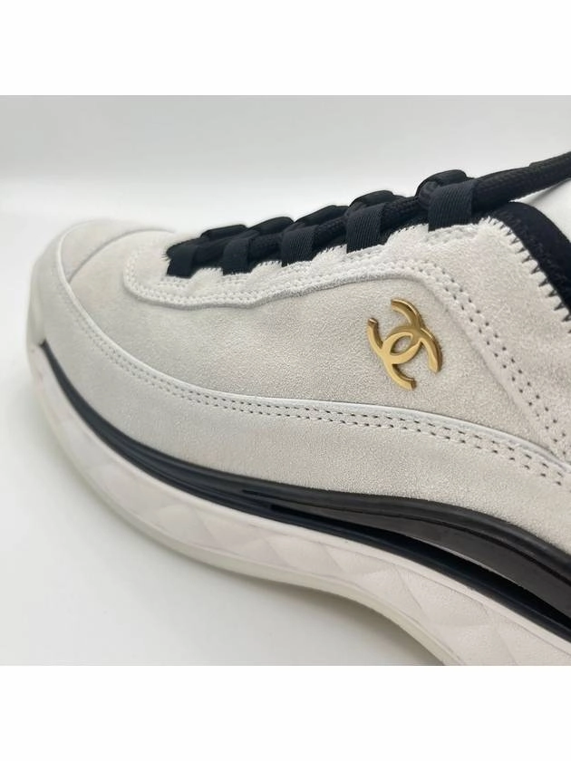 Mixed Fiber Suede Low Top Sneakers White Chanel Best Running Sneakers