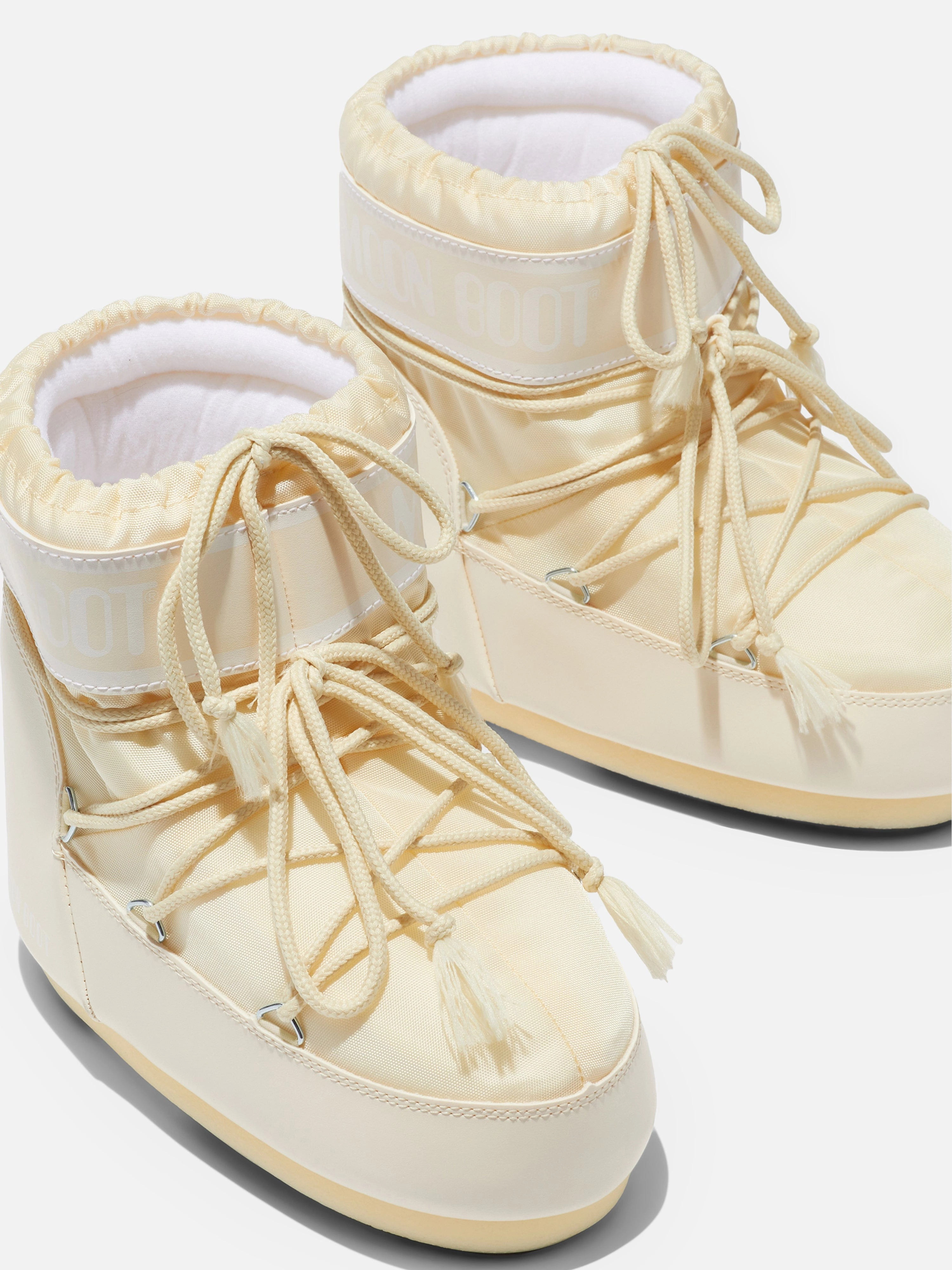 Moon Boot Girls Icon Low Boots in Ivory Fashion Winter Snow Boots