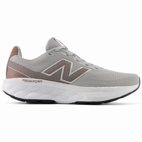 New Balance 520v9 B Womens Running Shoes New Balance 660