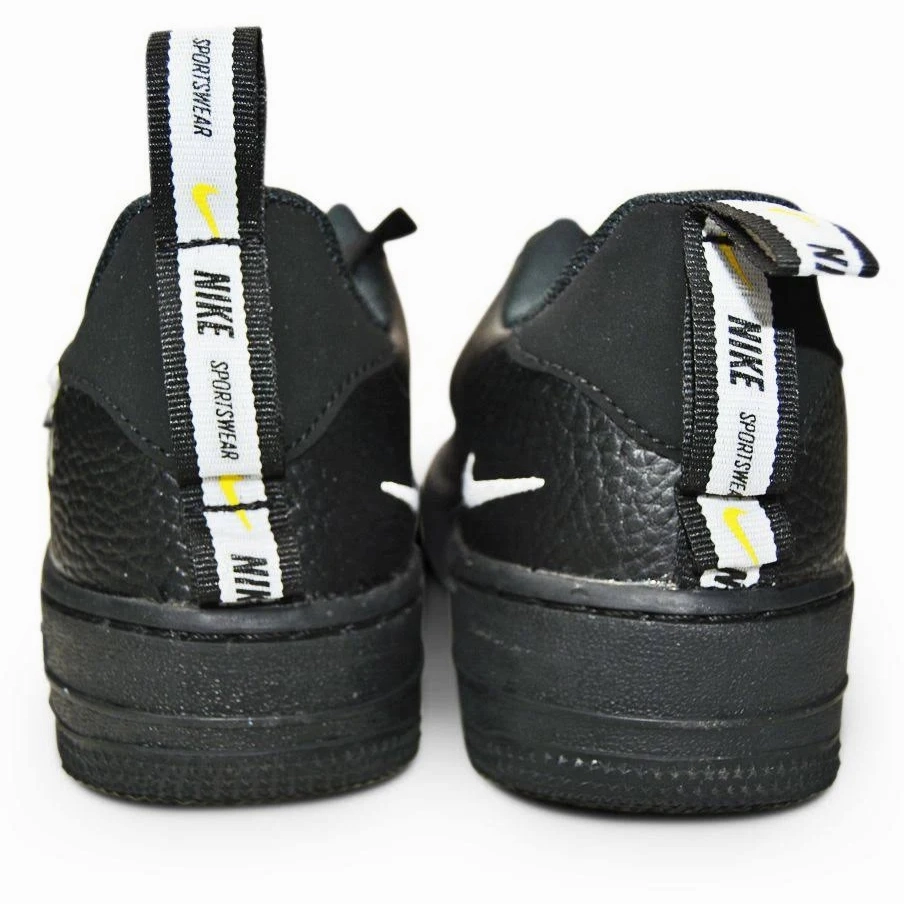 Star Shoes Nike Nike Kid's Air Force 1 LV8 Utility Shoes - Black / White