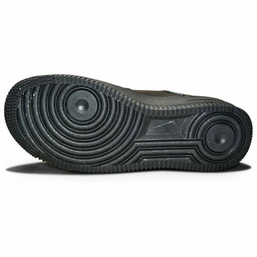 Nike Golf Shoes Scottie Scheffler Nike Kid's Air Force 1 LV8 Utility Shoes - Black / White