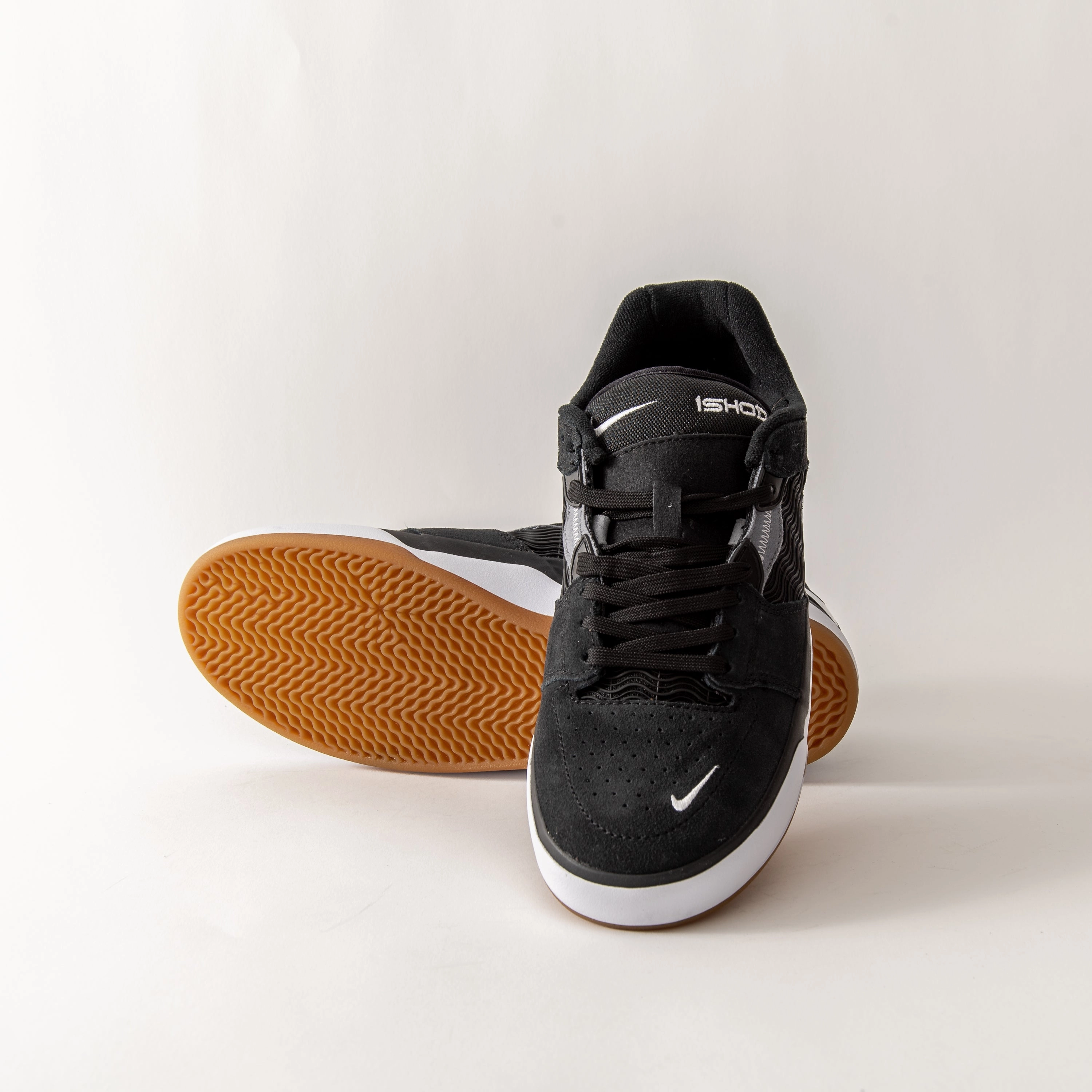 Nike SB - Ishod (Black/White) *SALE Stores That Sell Basketball Shoes Near Me