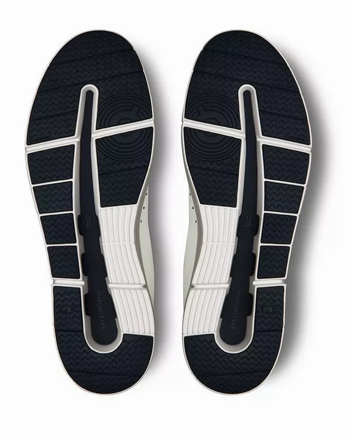 On Mens Roger Advantage 2- White/Midnight (3MD10640148) G Fore Tennis Shoes