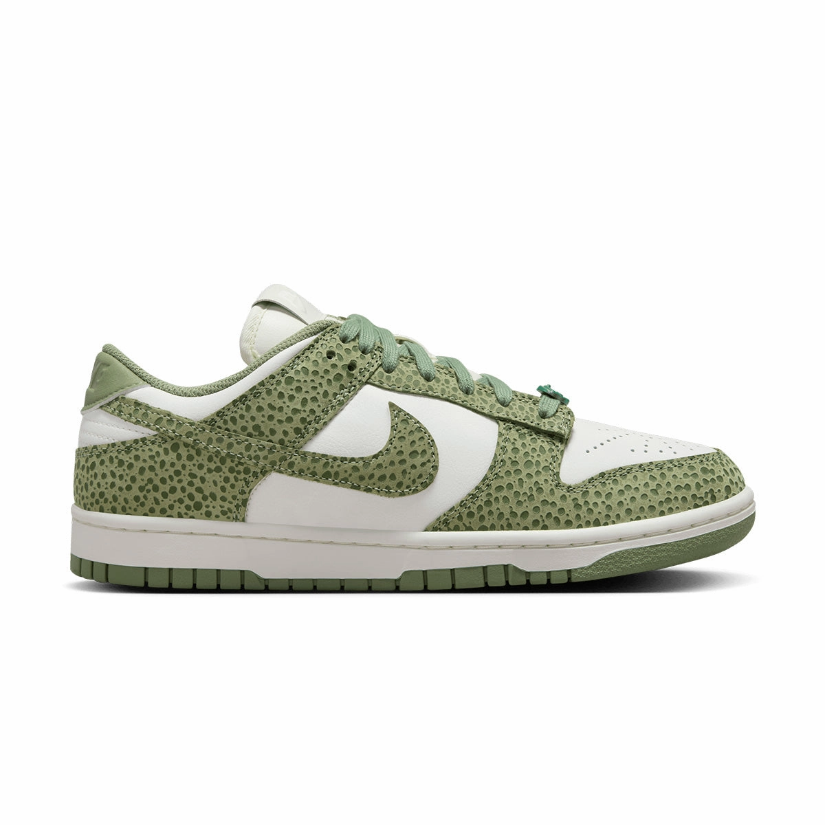 Wmns Dunk Low Premium 'Safari Honeydew' Top 5 Basketball Shoes