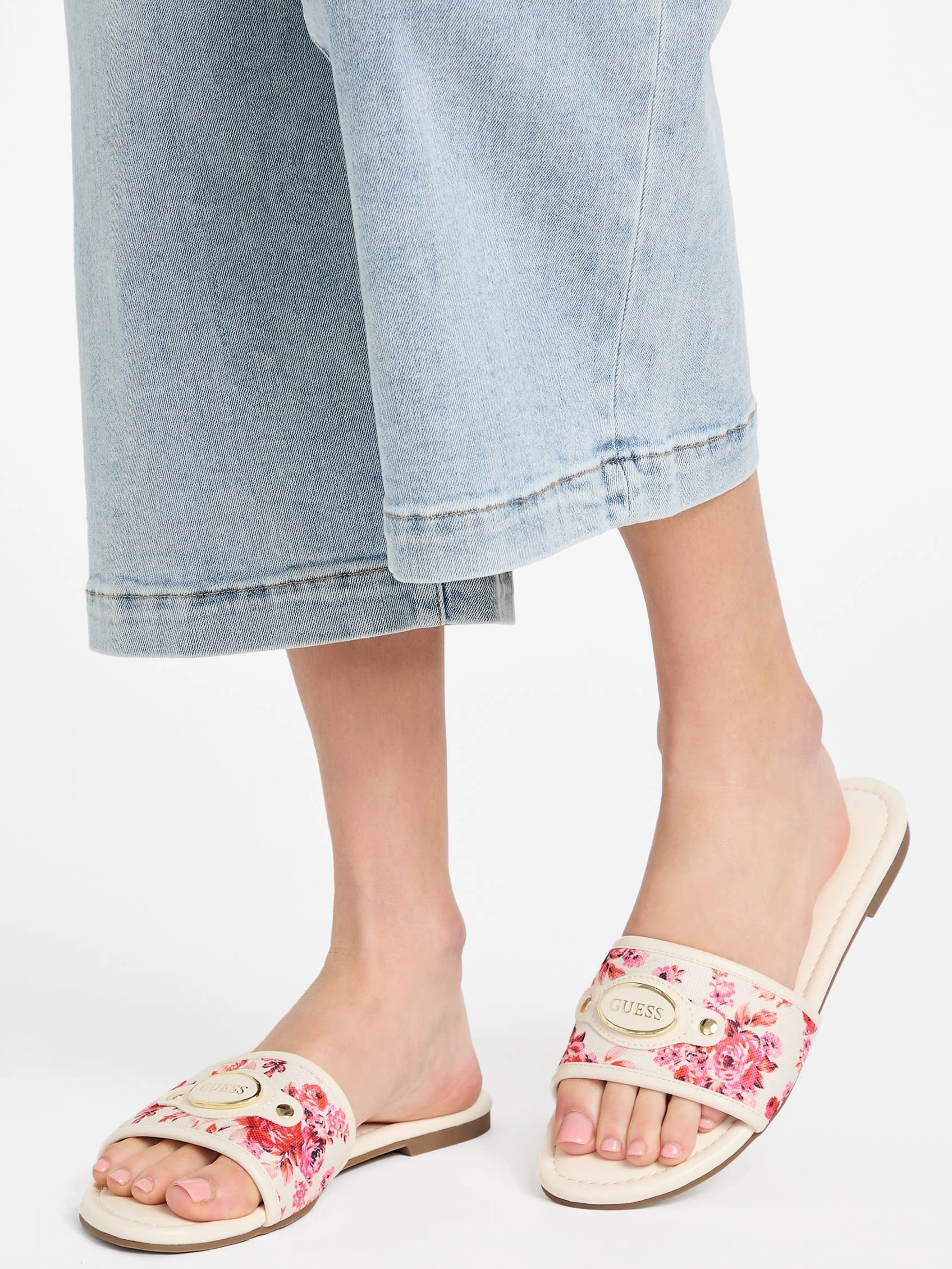 Lyndons Logo Slide Sandals Jo Sandals