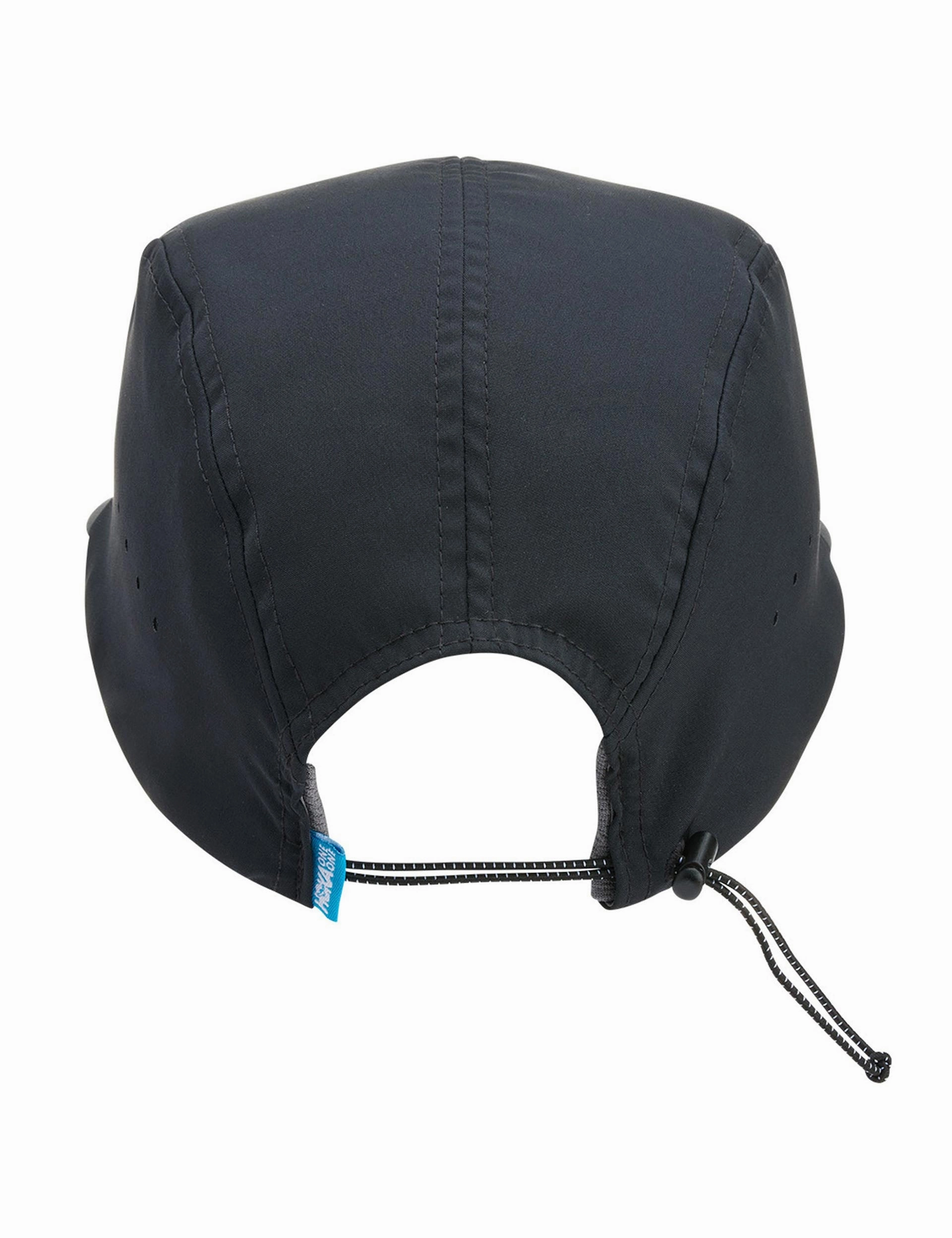 Performance Hat - Black/White Plano
