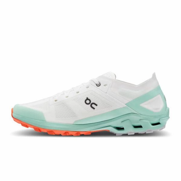 Good Shoes For Running Long Distance Woman's CloudVenture Peak 3.0 - UNDYDED/WHITE