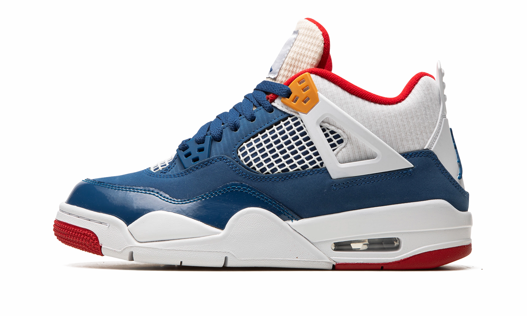 Air Jordan 4 GS "Messy Room" （注：严格按照用户提供的原始句子输出，无额外符号或占位符，仅分行列出结果）