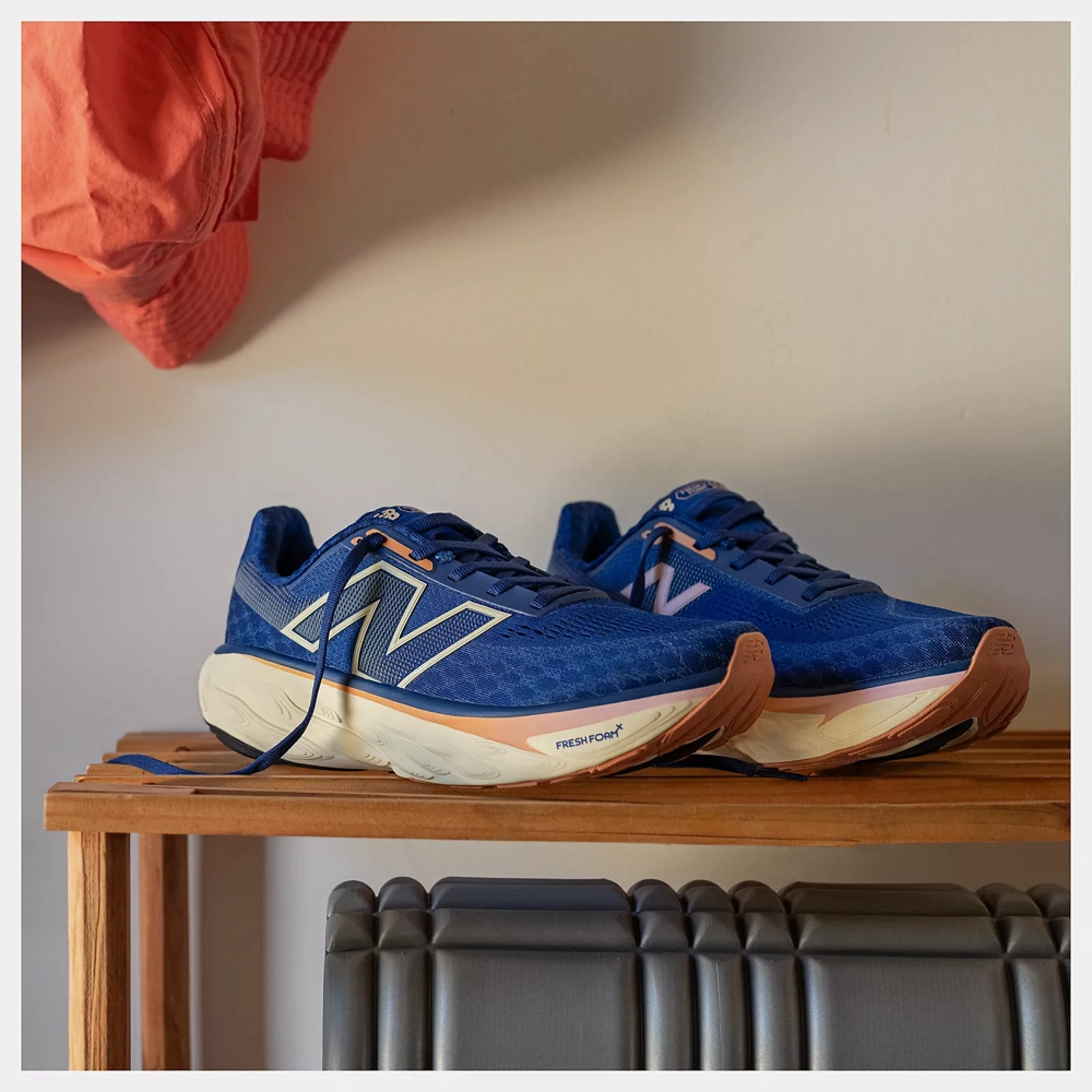 New Balance Women's Fresh Foam X 1080v14 Sneaker in Inkwell with Calcium and Copper Polka Dots New Balance