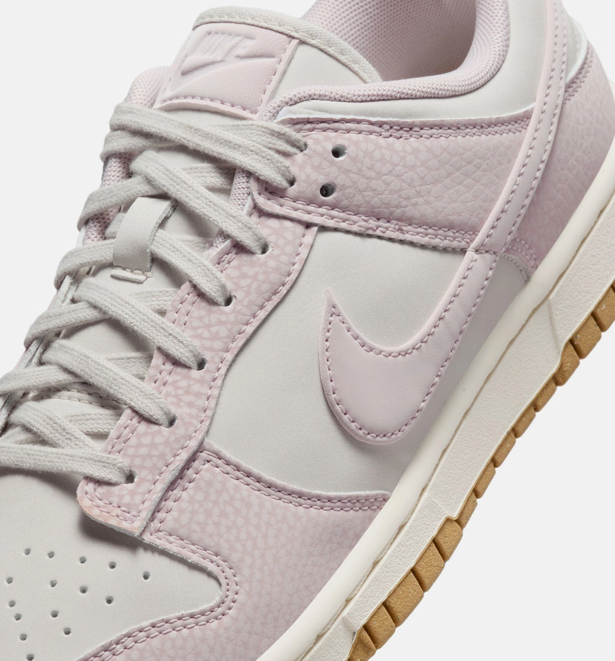 Dunk Low Premium Next Nature Womens Lifestyle Shoe - Light Bone/Gum Light Brown/Sail/Platinum Violet Bel Air Basketball Shoes