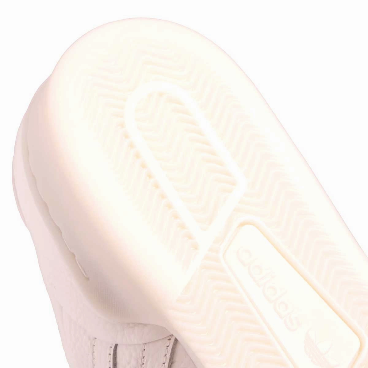 Duncan Basketball Shoes Rivalry Lux Low 'Cloud White Ivory'