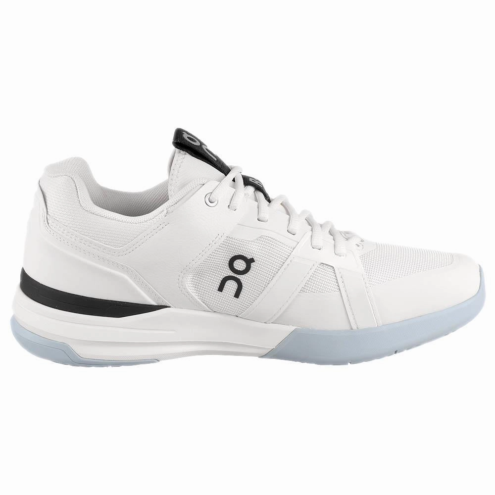 On Men's THE ROGER Clubhouse Pro - Ivory/Chambray Kyrie Tennis Shoes