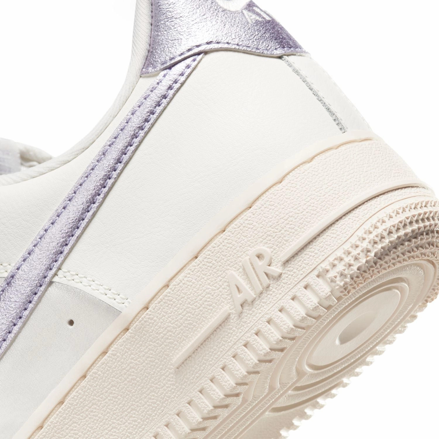 Wmns Air Force 1 '07 Ess 'Metallic Purple' Pink Melo Basketball Shoes