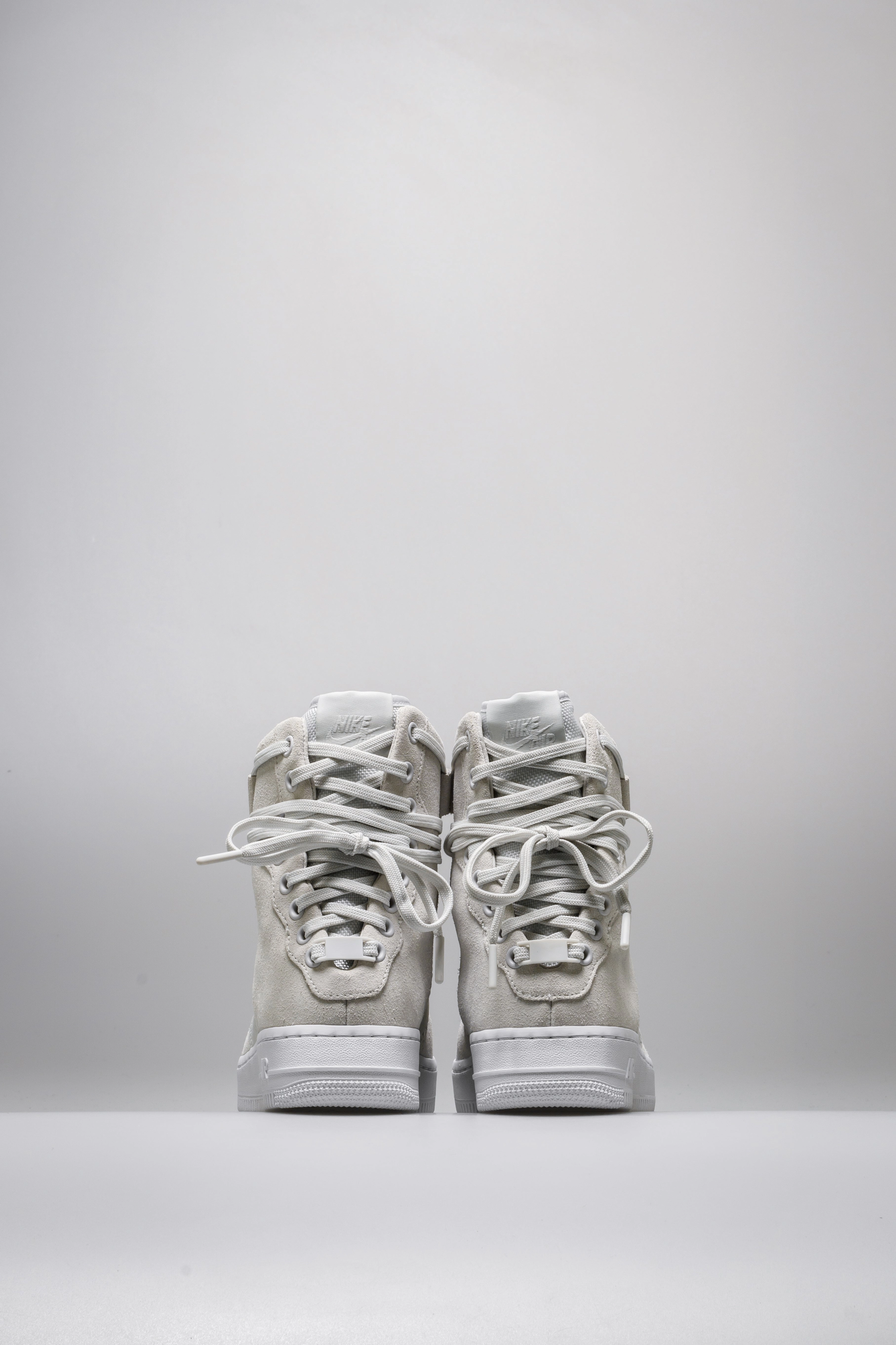 Versatile Basketball Shoes Air Force 1 Rebel Xx Reimagined Collection Womens Shoe - White/Silver