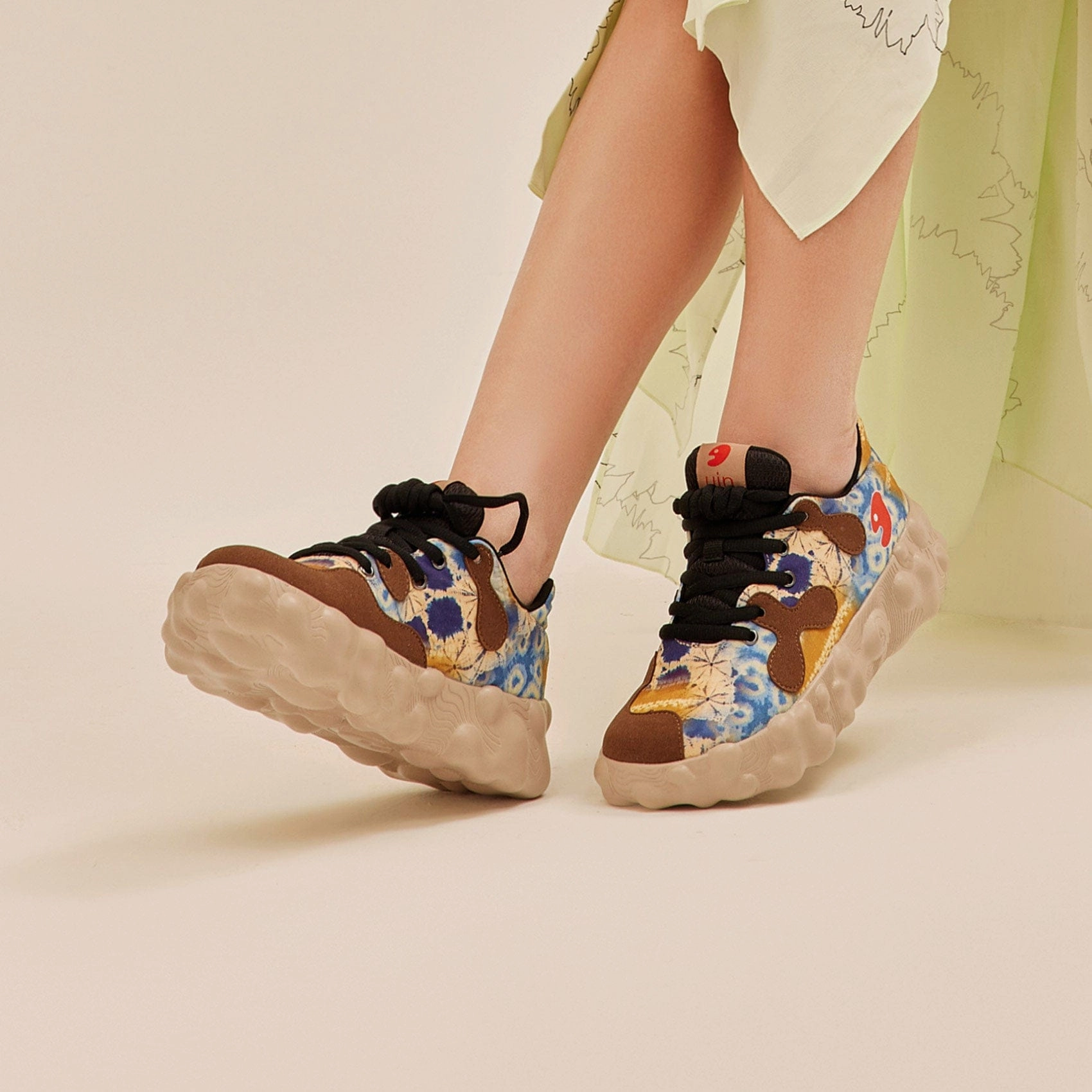 Afterglow Figueras I Women Badminton Shoes Power Cushion 65