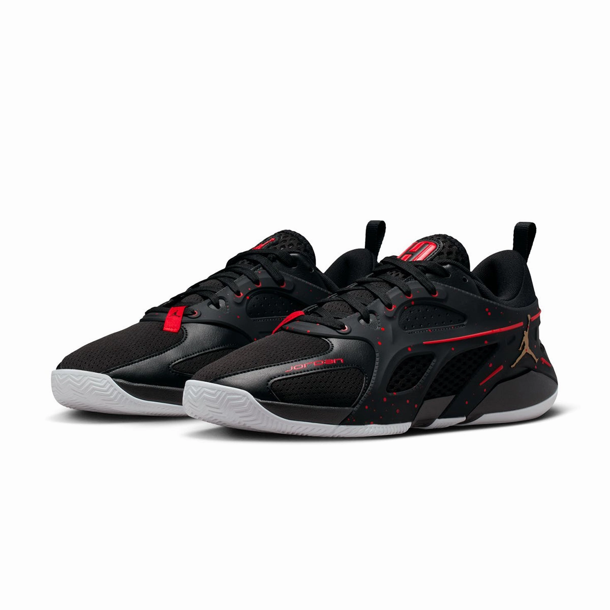 Wmns Jordan Heir Series PF 'Black University Red' Add Grip To Basketball Shoes